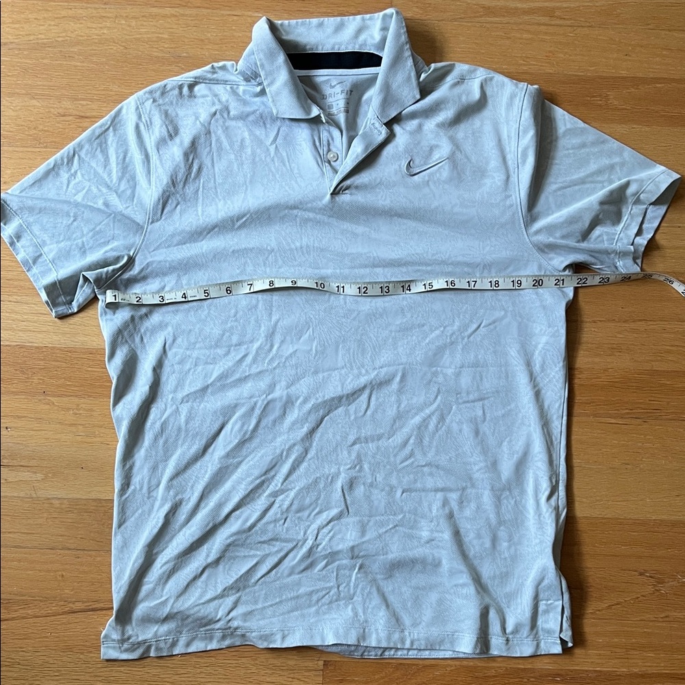 Nike Men's Gray Polo Shirt